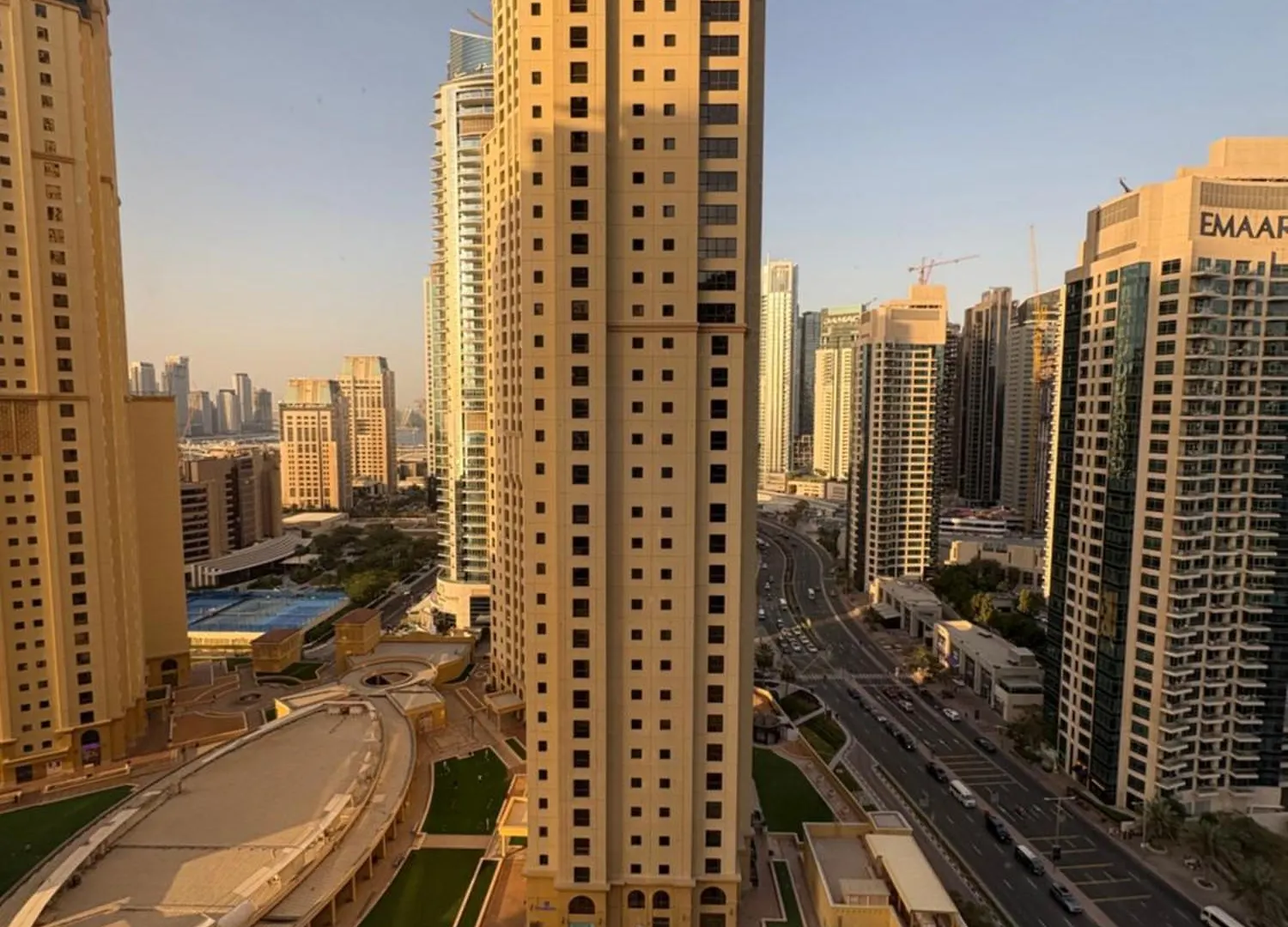 Horizon Rooms Jbr Dubai Homestay