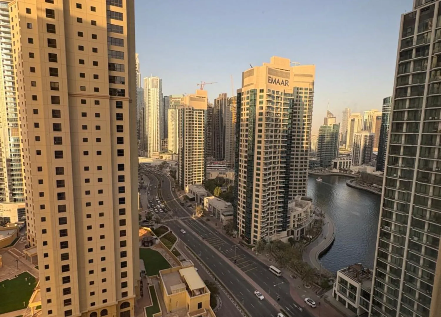 Horizon Rooms Jbr Dubai Homestay