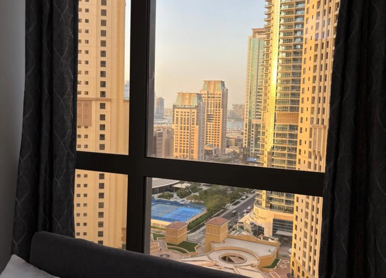 Проживание в семье Horizon Rooms Jbr Дубай